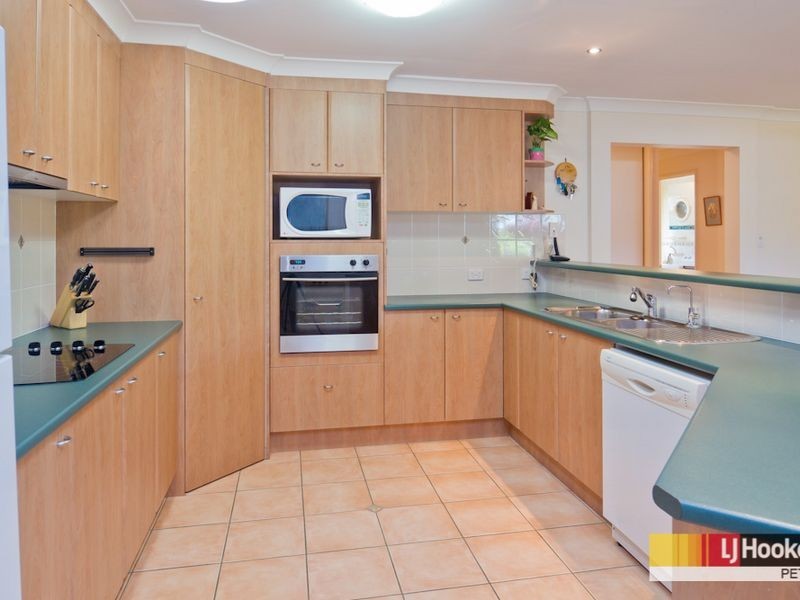 10 Trewhella Court, Petrie QLD 4502