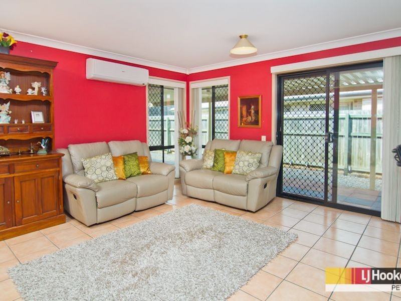 11 Schoolside Place, Bracken Ridge QLD 4017