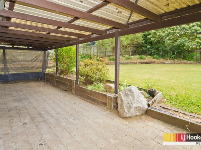 6 Brewster Court, Petrie QLD 4502