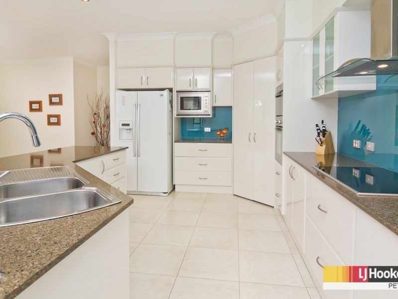 129 Corvus Drive, Cashmere QLD 4500