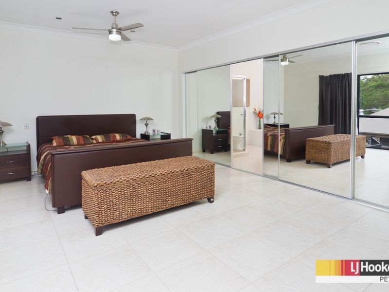 129 Corvus Drive, Cashmere QLD 4500