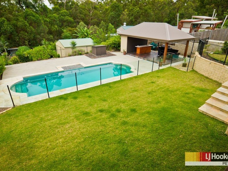 129 Corvus Drive, Cashmere QLD 4500