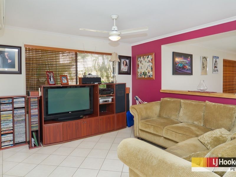 40 Hunter Circuit, Petrie QLD 4502