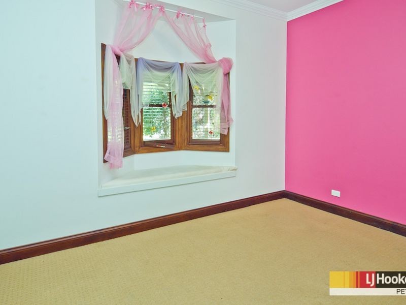 24 Vores Rd, Whiteside QLD 4503