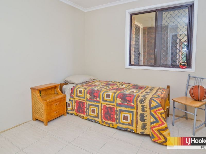 3 Toulouse Avenue, Petrie QLD 4502