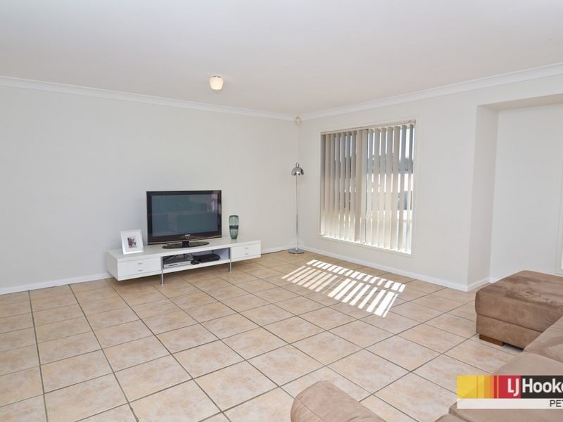 21 Hopkins Street, Petrie QLD 4502