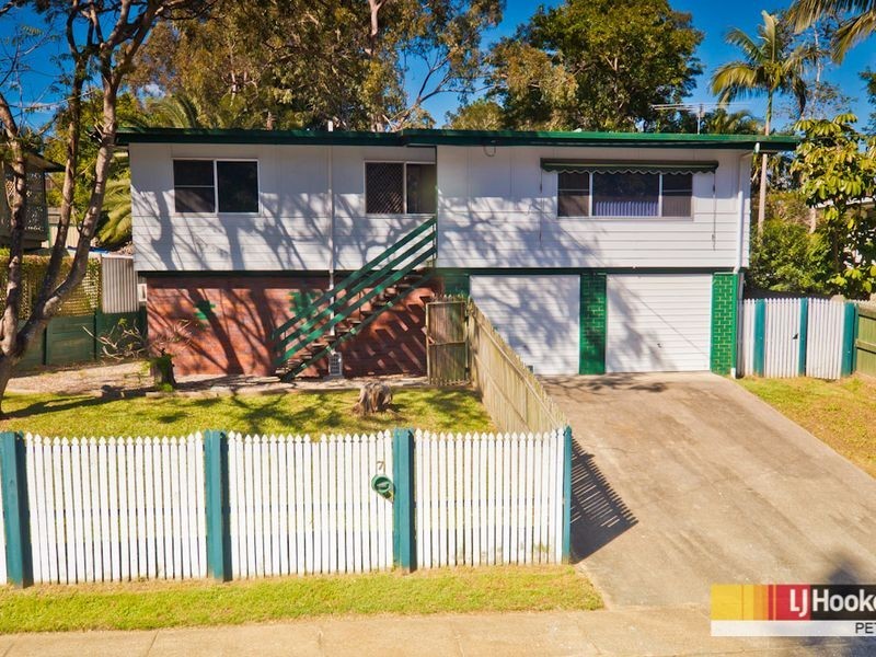 7 Carwell Avenue, Petrie QLD 4502