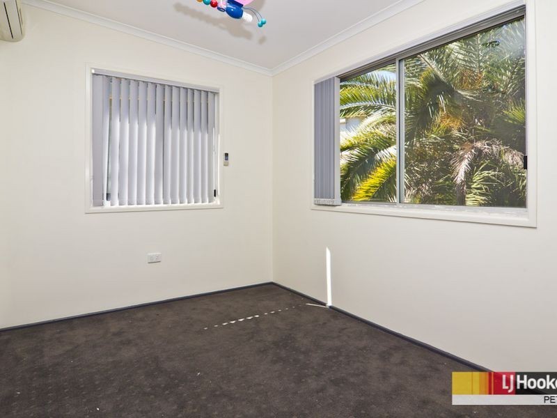 7 Carwell Avenue, Petrie QLD 4502