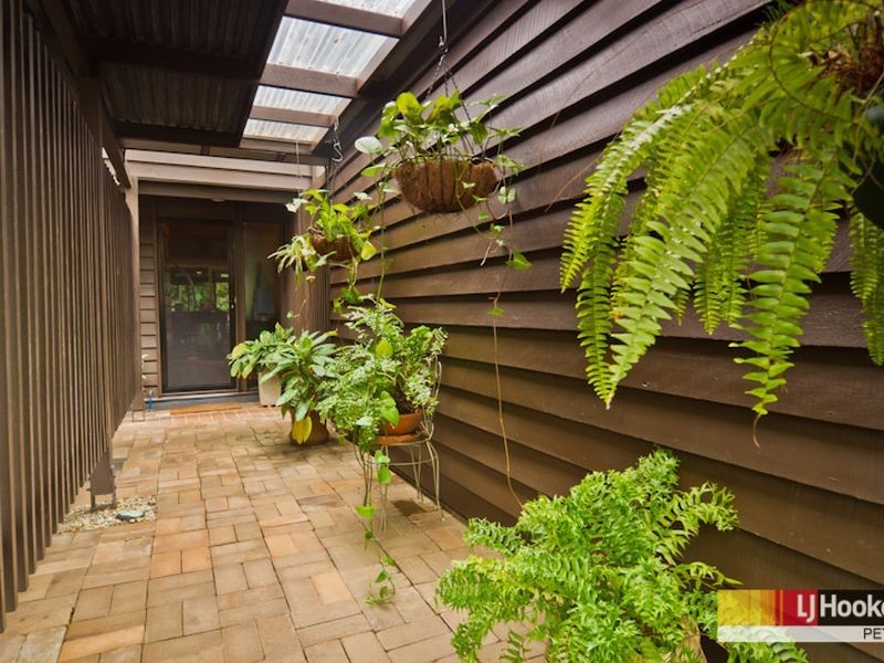 38 Pinelands Street, Lawnton QLD 4501