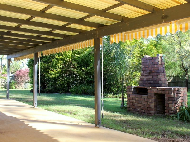 8 Oberong Court, Petrie QLD 4502