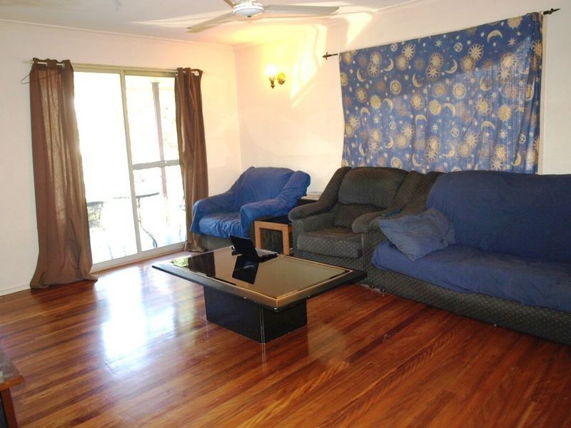 19 Frenchs Road, Petrie QLD 4502