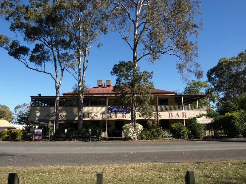 19 Frenchs Road, Petrie QLD 4502