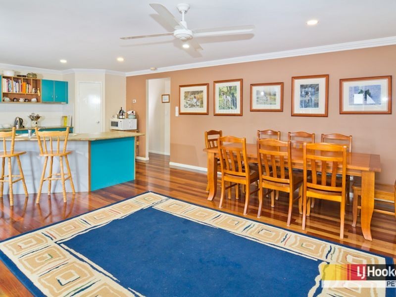 7 Midson Street, Petrie QLD 4502