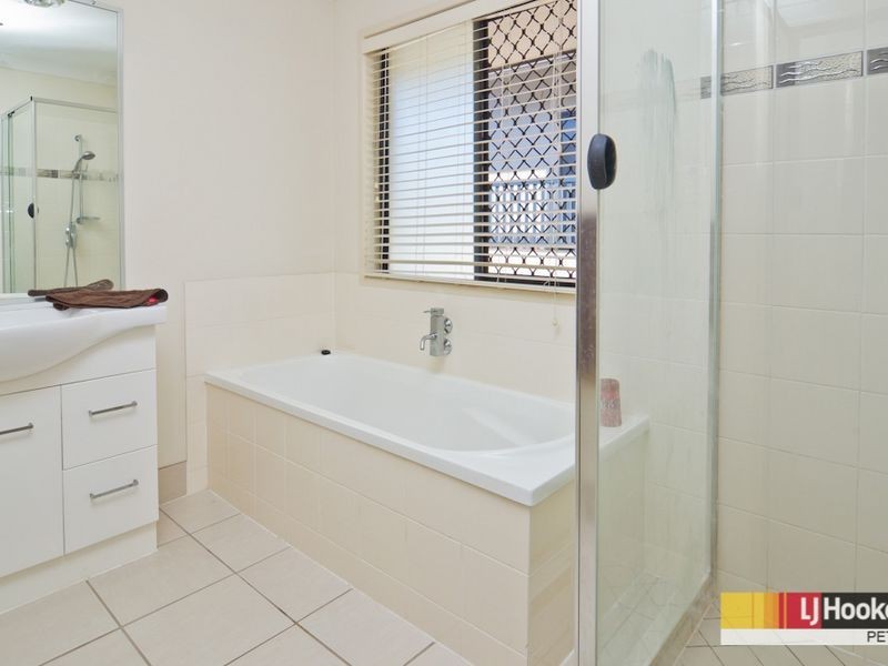 31 Canopus Street, Bridgeman Downs QLD 4035