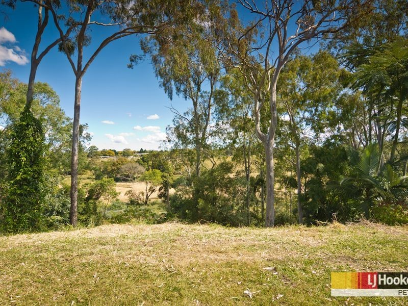 25 Hunter Circuit, Petrie QLD 4502
