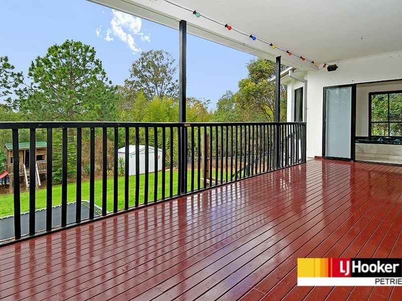 11 Landis Street, Mcdowall QLD 4053