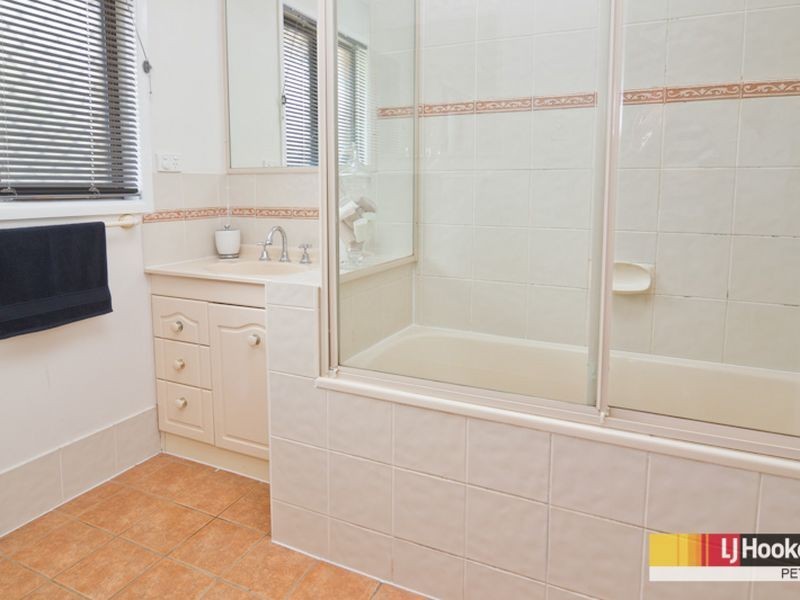 11 Forestville Road, Petrie QLD 4502