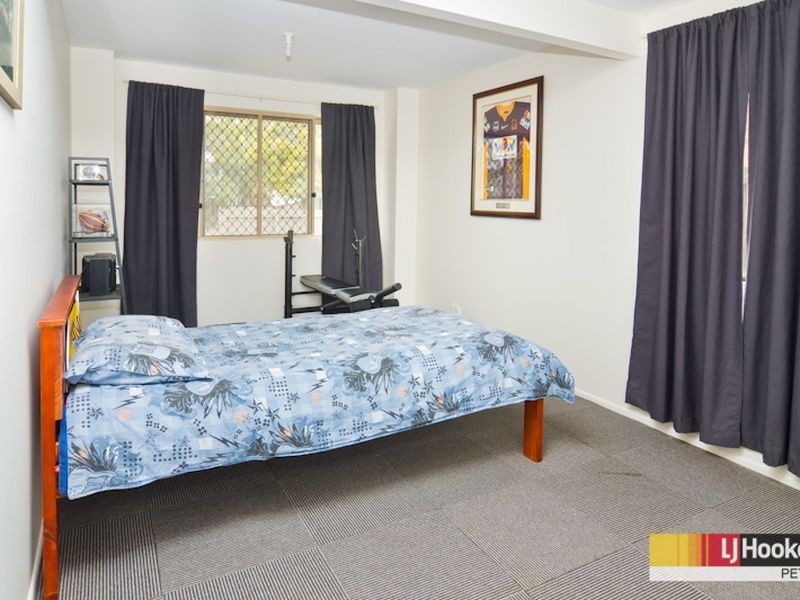 11 Forestville Road, Petrie QLD 4502