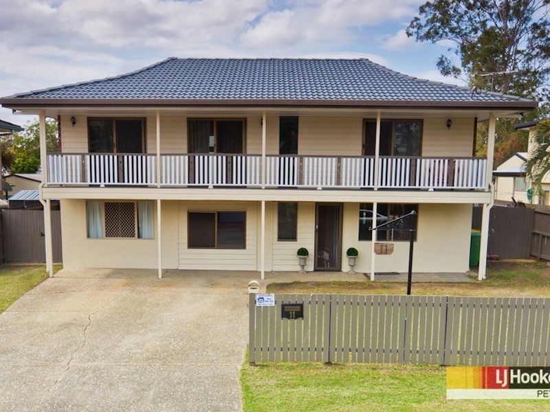 11 Forestville Road, Petrie QLD 4502