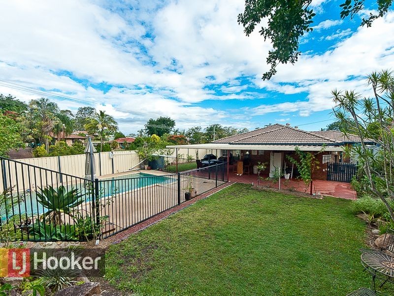 2 Oberong Court, Petrie QLD 4502