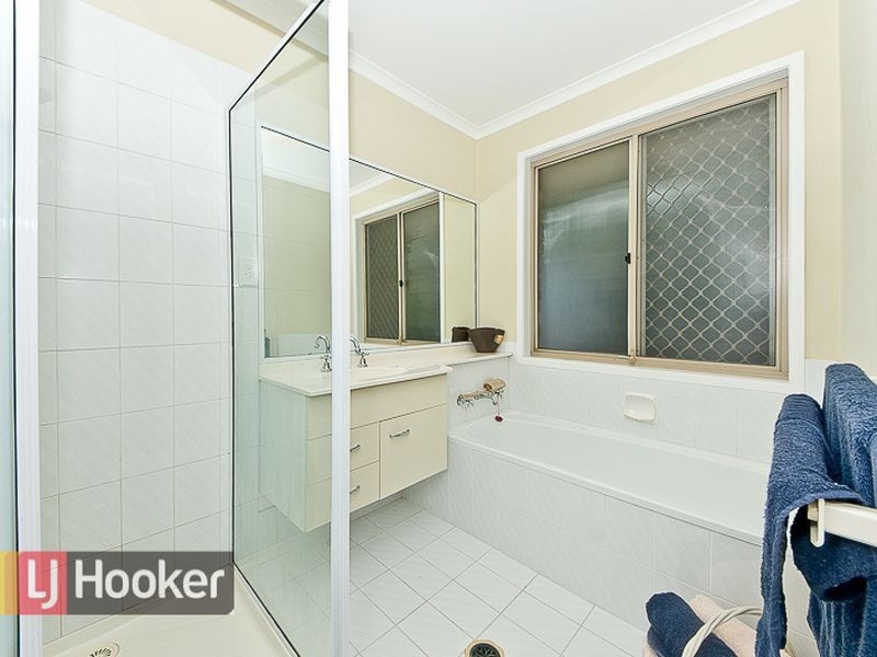 2 Oberong Court, Petrie QLD 4502