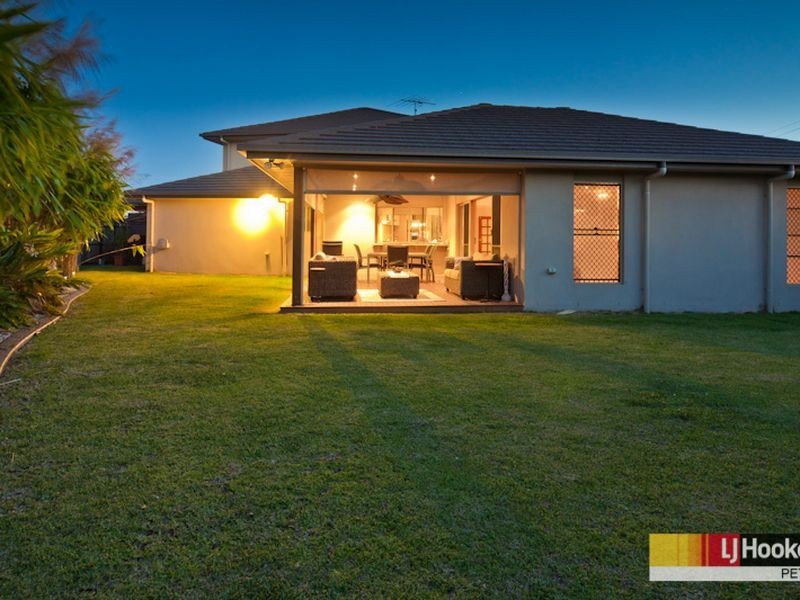 14 Waterway Crescent, Murrumba Downs QLD 4503