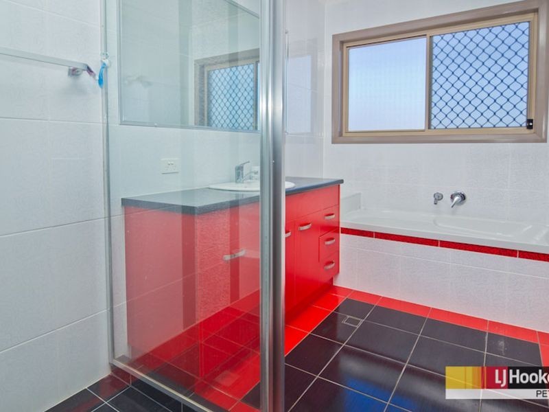 14 Waterway Crescent, Murrumba Downs QLD 4503