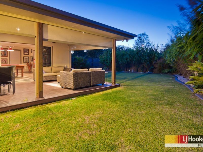 14 Waterway Crescent, Murrumba Downs QLD 4503