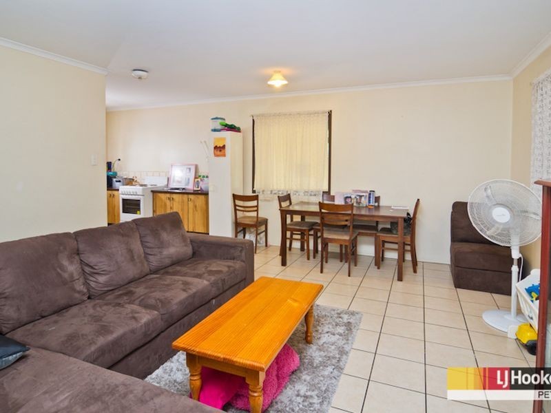 2/111 Samsonvale Rd, Strathpine QLD 4500