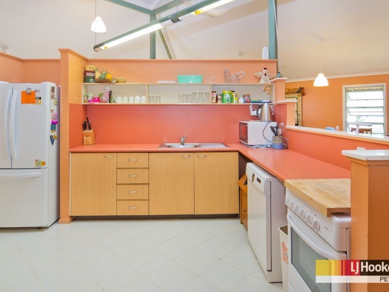 15 Vores Road, Whiteside QLD 4503