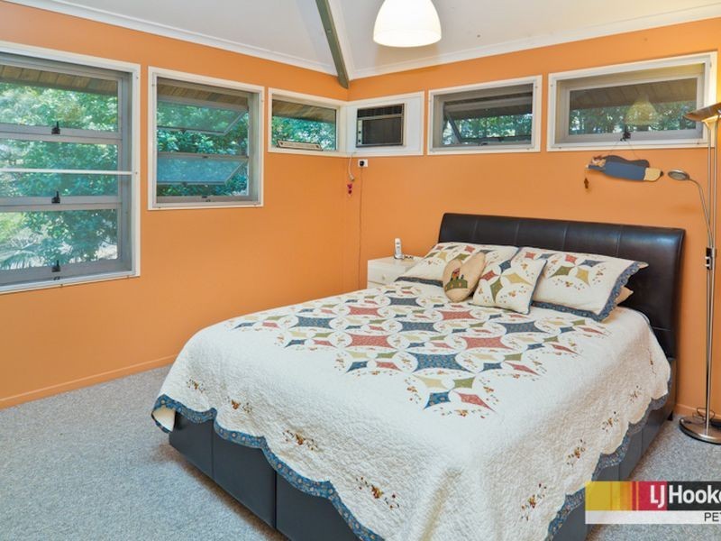 15 Vores Road, Whiteside QLD 4503