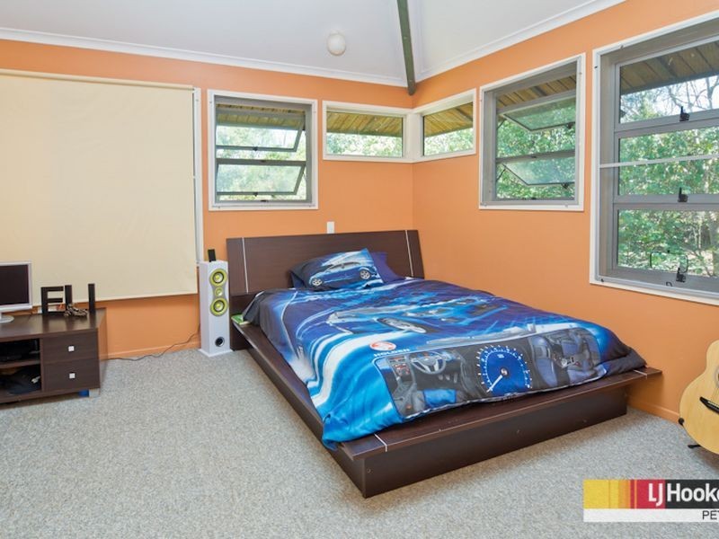 15 Vores Road, Whiteside QLD 4503