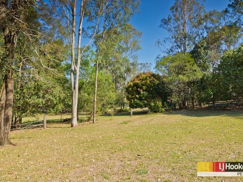 15 Vores Road, Whiteside QLD 4503