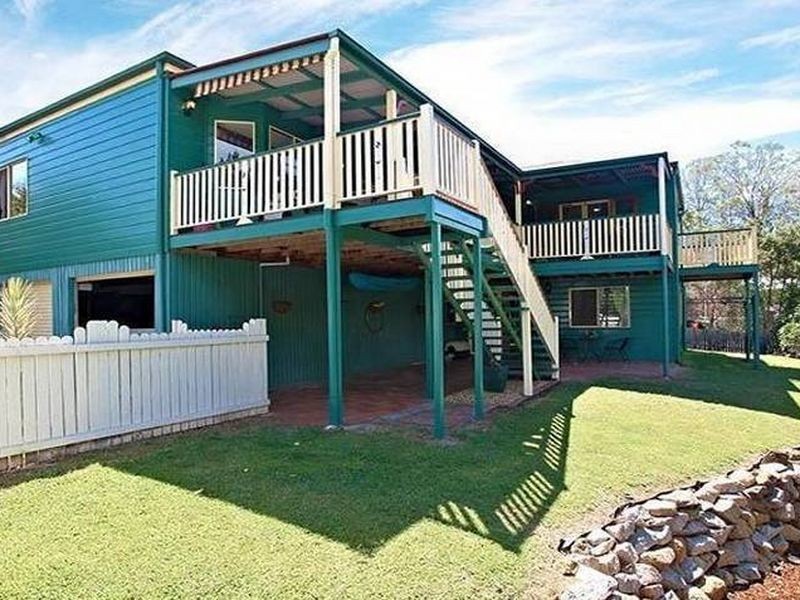 16 Carmody Court, Petrie QLD 4502