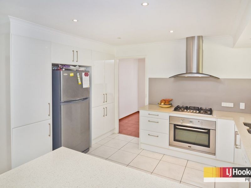 13 Eacham Street, Petrie QLD 4502