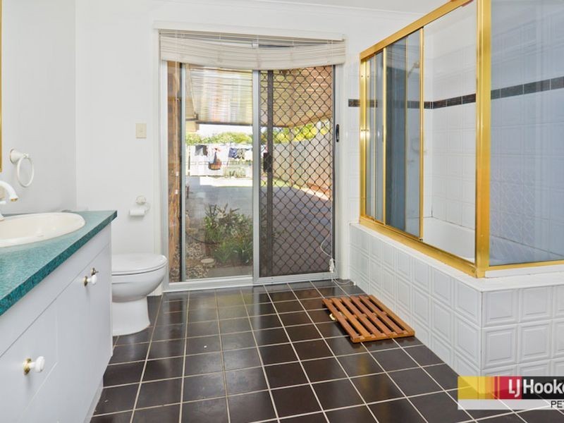 13 Eacham Street, Petrie QLD 4502