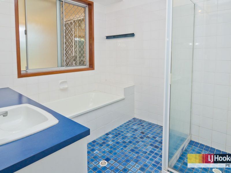 13 Eacham Street, Petrie QLD 4502