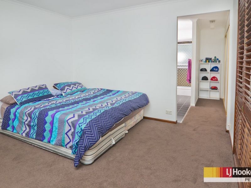 13 Eacham Street, Petrie QLD 4502