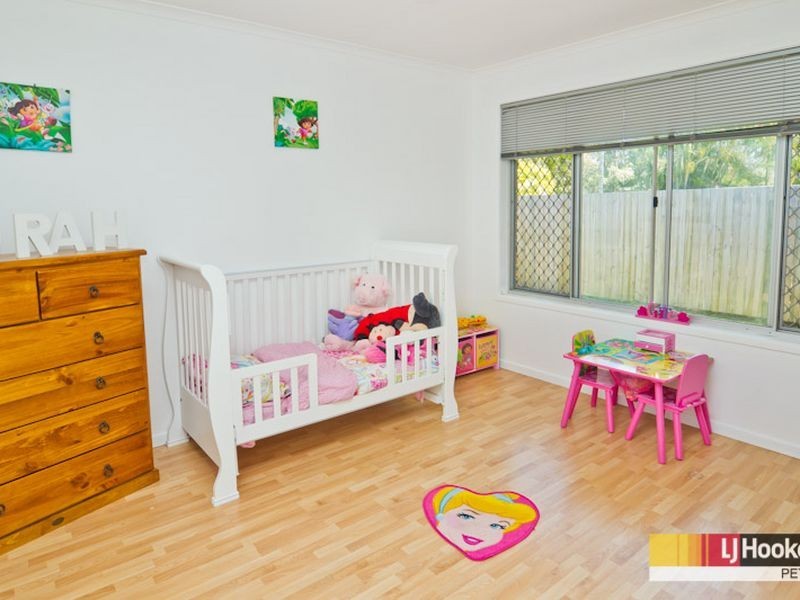 13 Eacham Street, Petrie QLD 4502