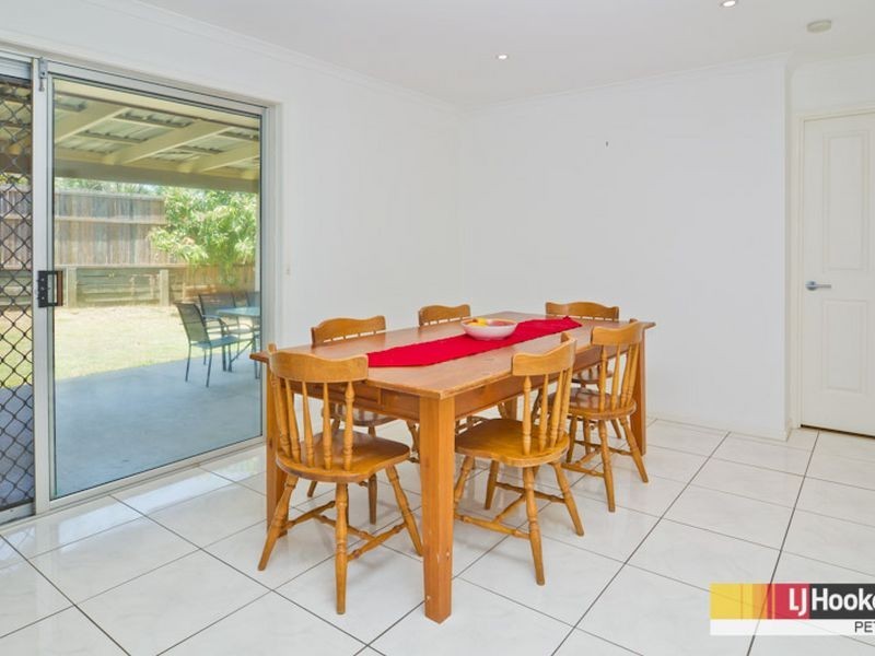 13 Eacham Street, Petrie QLD 4502