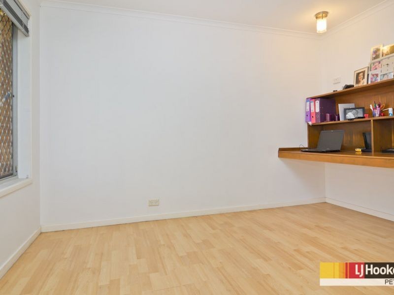 13 Eacham Street, Petrie QLD 4502