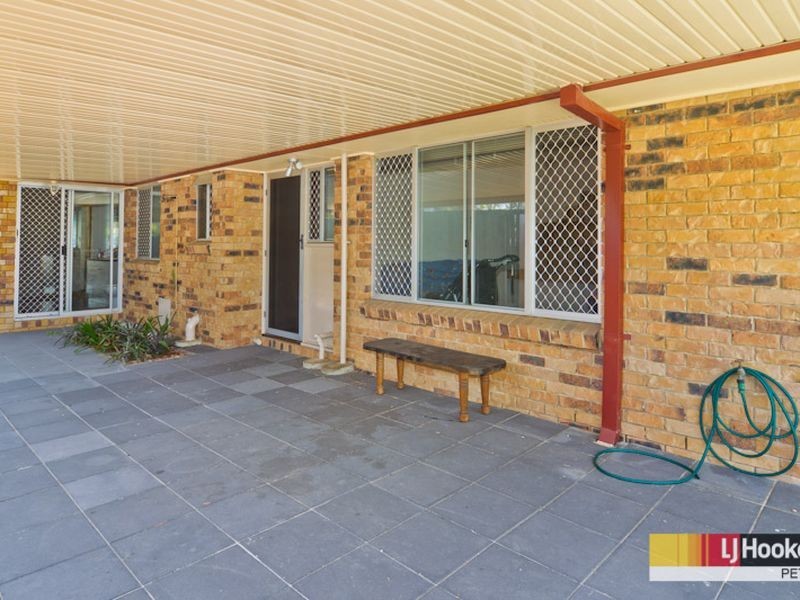 13 Eacham Street, Petrie QLD 4502