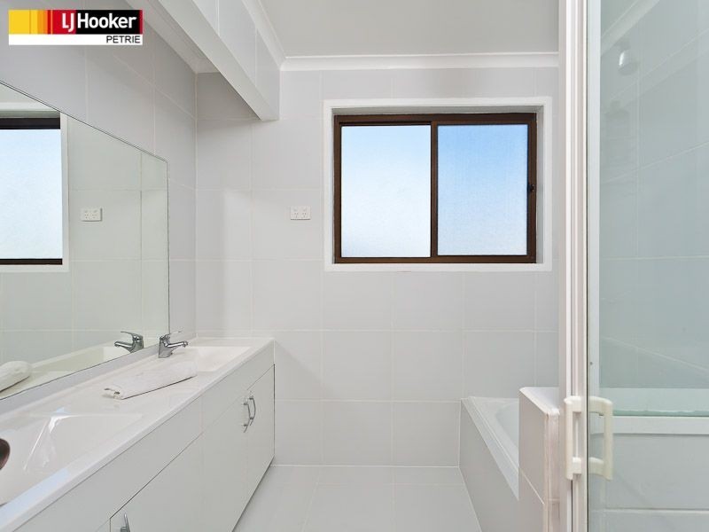 2 Pitchie Street, Strathpine QLD 4500