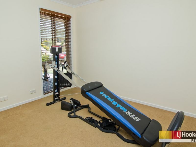 83 Rue Montaigne, Petrie QLD 4502