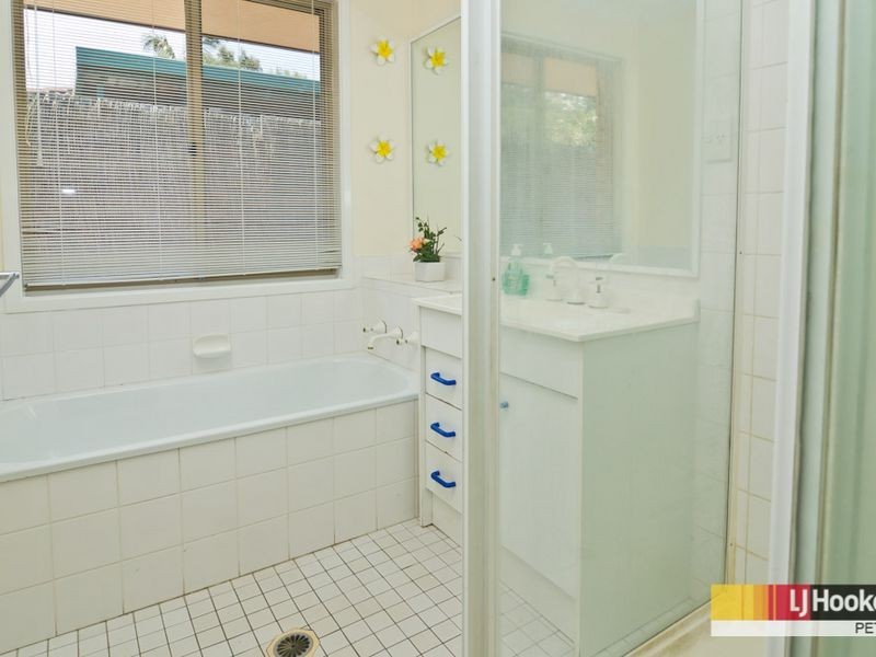 83 Rue Montaigne, Petrie QLD 4502