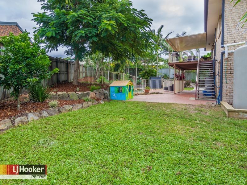 9 Fontenay Court, Petrie QLD 4502