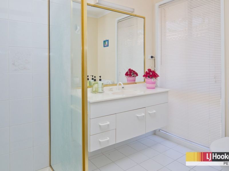 154 Frenchs Road, Petrie QLD 4502