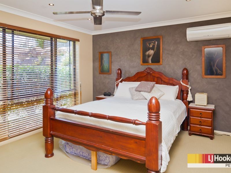 16 Ashford Circuit, Petrie QLD 4502