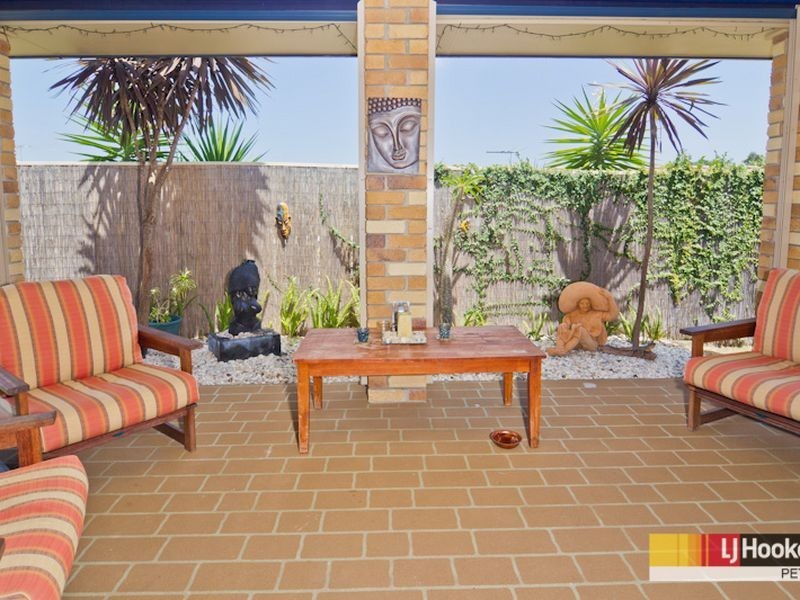 16 Ashford Circuit, Petrie QLD 4502