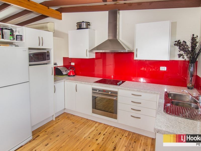 18 Granville Drive, Bray Park QLD 4500